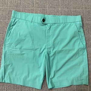 Greyson Mountak golf shorts 35